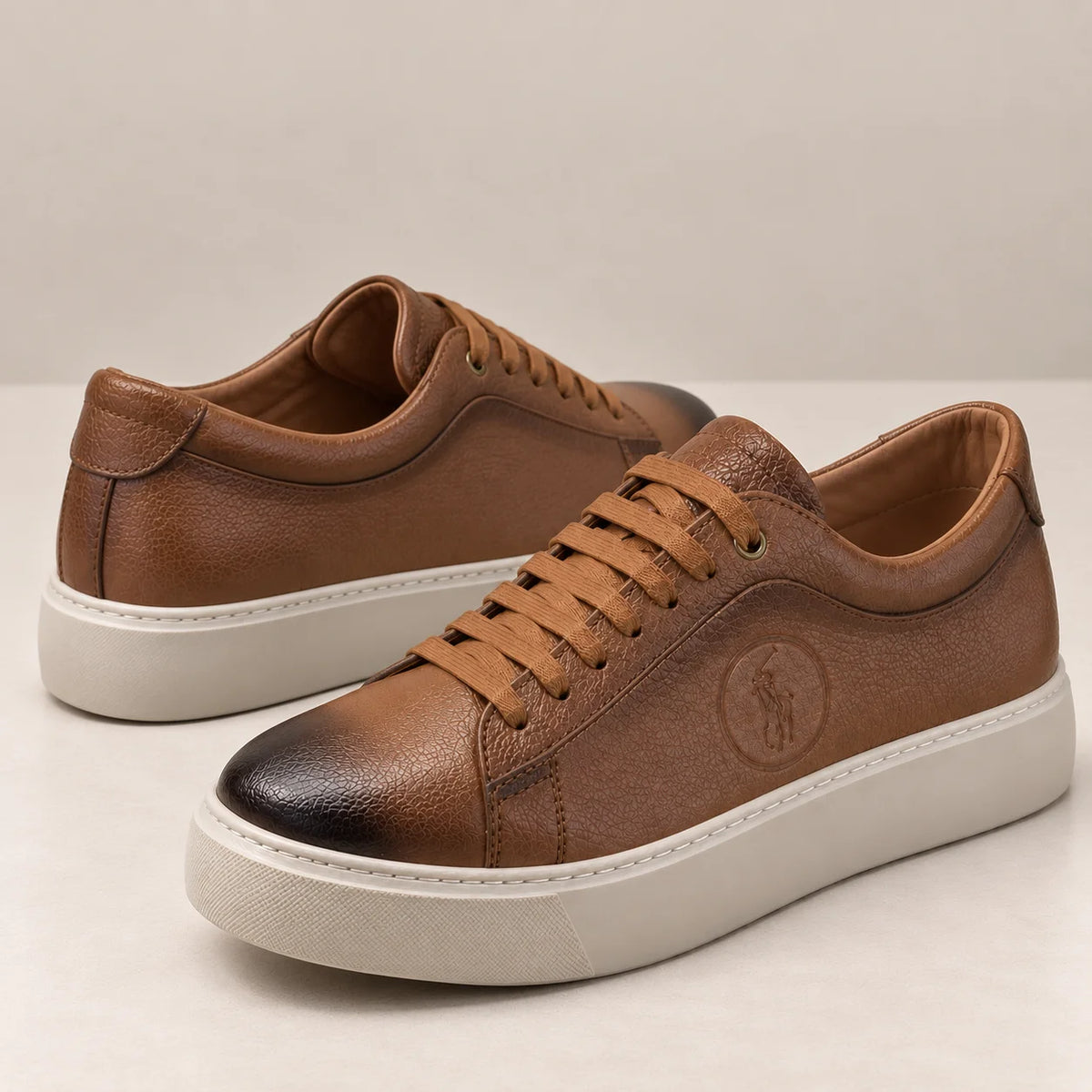 Sneakers Homme – Élégance & Confort au Quotidien